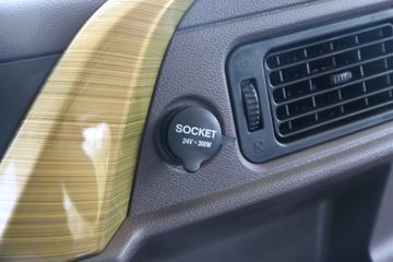 �������� ����H7�ؿ� 2019�� 600���� 6X4ǣ����(����)(LZ4252H7DC1)ͼƬ