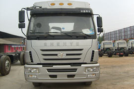 远征&nbsp;牵引车外观                                                图片