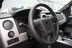 福特 f-150系列 猛禽 2011款 四驱 5.4L汽油 双排皮卡
