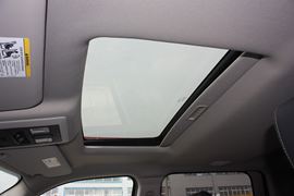 公羊&nbsp;皮卡驾驶室                                               图片