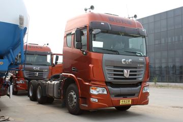 联合卡车U340 340马力 6X4 牵引车(SQR4250D6ZT4-2)