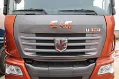 联合卡车U380 380马力 6X4 牵引车(SQR4250D6ZT4-2)