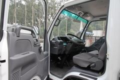 庆铃 五十铃 130马力 4X2 冷藏车(中集牌)(ZJV5048XLCSD)