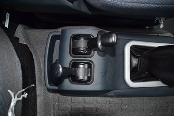 �й����� HOWO T7H�ؿ� ���а� 540���� 6X4ǣ����(ZZ4257W324HE1B)ͼƬ