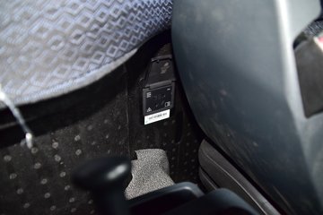 �й����� HOWO T7H�ؿ� ���а� 540���� 6X4ǣ����(ZZ4257W324HE1B)ͼƬ