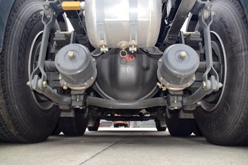 �й����� HOWO T7H�ؿ� ���а� 540���� 6X4ǣ����(ZZ4257W324HE1B)ͼƬ