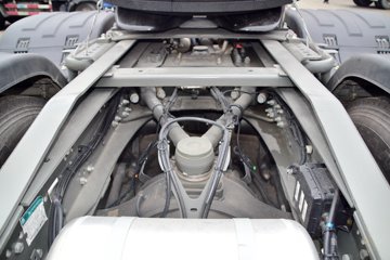 �й����� HOWO T7H�ؿ� ���а� 540���� 6X4ǣ����(ZZ4257W324HE1B)ͼƬ