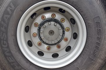 �й����� HOWO T7H�ؿ� ���а� 540���� 6X4ǣ����(ZZ4257W324HE1B)ͼƬ