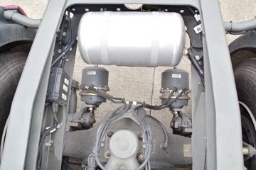 �й����� HOWO T7H�ؿ� ���а� 540���� 6X4ǣ����(ZZ4257W324HE1B)ͼƬ