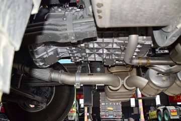 �й����� HOWO T7H�ؿ� ���а� 540���� 6X4ǣ����(ZZ4257W324HE1B)ͼƬ