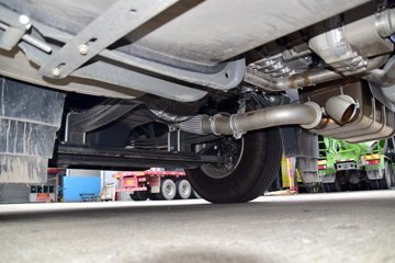 �й����� HOWO T7H�ؿ� ���а� 540���� 6X4ǣ����(ZZ4257W324HE1B)ͼƬ