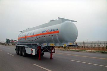 中集华骏 24方易燃液体罐式运输半挂车