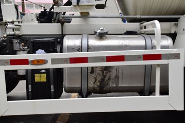 �й����� HOWO T5G 340���� 6X4 5.99�����������賵ͼƬ