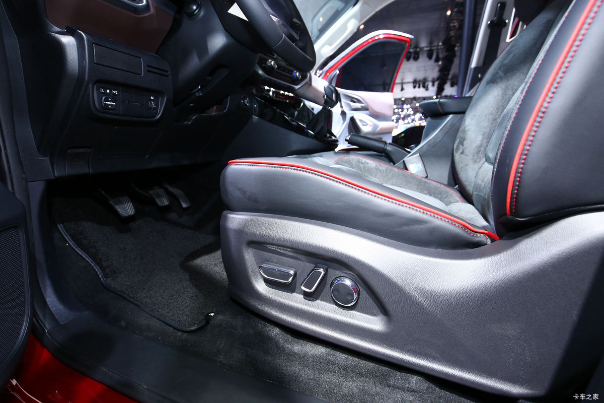  F70  2.5T 129  ˫Ƥʻ                                               