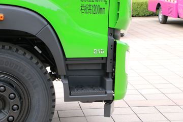 �������� ES5 210���� 6X2 4.8����ж��ͼƬ