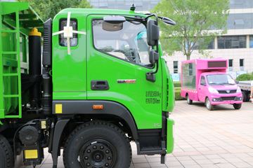 �������� ES5 210���� 6X2 4.8����ж��ͼƬ
