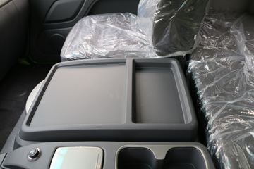 �������� ES5 210���� 6X2 4.8����ж��ͼƬ