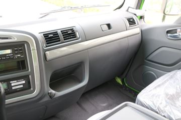�������� ES5 210���� 6X2 4.8����ж��ͼƬ