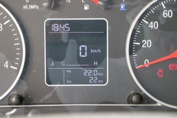 �������� ES5 210���� 6X2 4.8����ж��ͼƬ