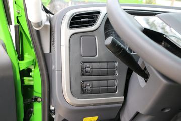 �������� ES5 210���� 6X2 4.8����ж��ͼƬ