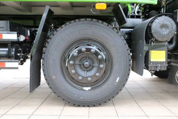 �������� ES5 210���� 6X2 4.8����ж��ͼƬ