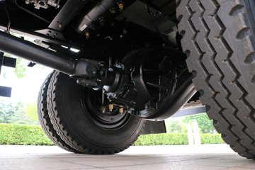 �������� ES5 210���� 6X2 4.8����ж��ͼƬ