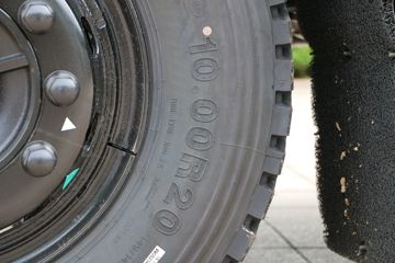 �������� ES5 210���� 6X2 4.8����ж��ͼƬ