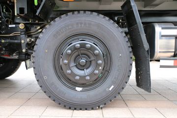 �������� ES5 210���� 6X2 4.8����ж��ͼƬ