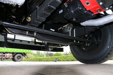 �������� ES5 210���� 6X2 4.8����ж��ͼƬ