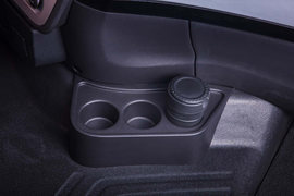 东风天龙KL&nbsp;冷藏车驾驶室图片