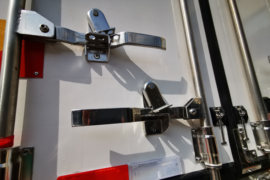 东风天龙KL&nbsp;冷藏车上装图片