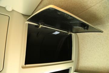 һ����� J7�ؿ� ������ 550���� 6X4ǣ����(��ѿ��)(CA4250P77K25T1E5)ͼƬ