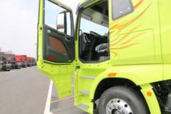 一汽解放 J7重卡 基本型 550马力 6X4牵引车(嫩芽绿)(CA4250P77K25T1E5)