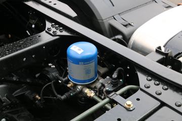 һ����� J7�ؿ� ������ 550���� 6X4ǣ����(��ѿ��)(CA4250P77K25T1E5)ͼƬ