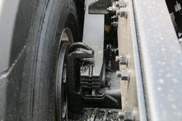 һ����� J7�ؿ� ������ 550���� 6X4ǣ����(��ѿ��)(CA4250P77K25T1E5)ͼƬ