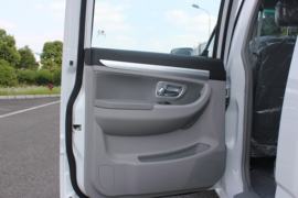 金典&nbsp;皮卡驾驶室                                               图片