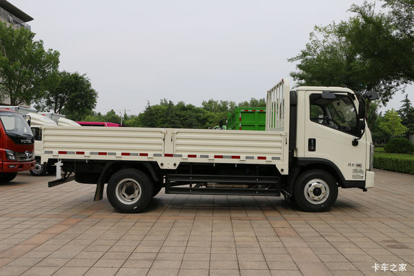 优惠0.2万 泉州市时代领航载货车火热促销中