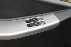 福田 时代领航6 160马力 4.2米单排栏板轻卡(BJ1043V9JEA-BF)