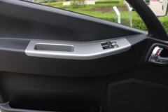 福田 时代领航6 160马力 4.2米单排栏板轻卡(BJ1043V9JEA-BF)