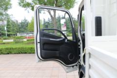 福田 时代领航6 160马力 4.2米单排栏板轻卡(BJ1043V9JEA-BF)