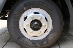 福田 时代领航 156马力 3.82米排半栏板轻卡(BJ1043V9JEA-BF)
