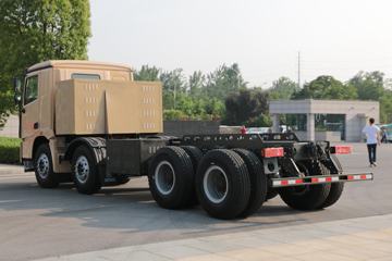 E700 电动自卸车外观图片