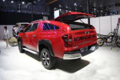 长安 凯程F70 豪华版 2.5T柴油 129马力 四驱 标轴双排皮卡