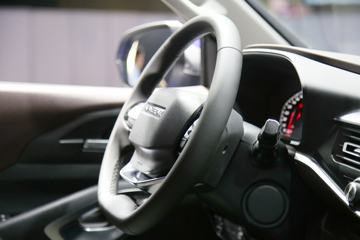 ���� ����F70 ������ 2.5T���� 129���� ���� ����˫��Ƥ��ͼƬ