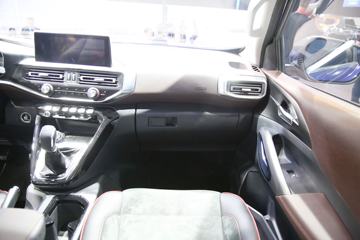 ���� ����F70 ������ 2.5T���� 129���� ���� ����˫��Ƥ��ͼƬ