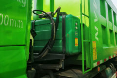 福田 欧曼新ETX 9系重卡 375马力 8X4 6.5米自卸车(BJ3313DNPKC-AD)