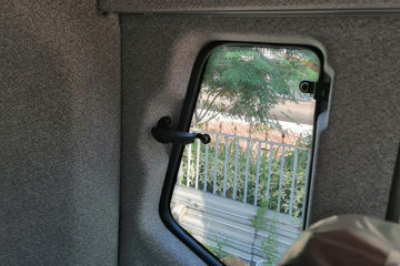 һ����� J6L�п� �ʻݰ� 240���� 6X2 8.7�������ػ���ͼƬ