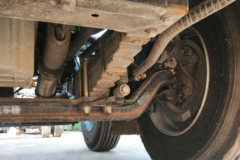 一汽解放 J6L中卡 质惠版 240马力 6X2 8.7米栏板载货车(CA1250P62K1L7T3E5)