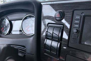 �ൺ��� JH6�ؿ� 430���� 8X4 8.4����ж��ͼƬ