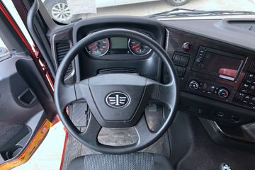 �ൺ��� JH6�ؿ� 430���� 8X4 8.4����ж��ͼƬ